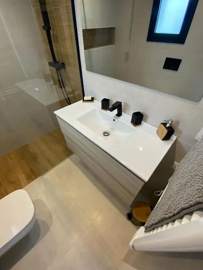Apartment Appartement Vues Mer Proche Plage Roses Spain