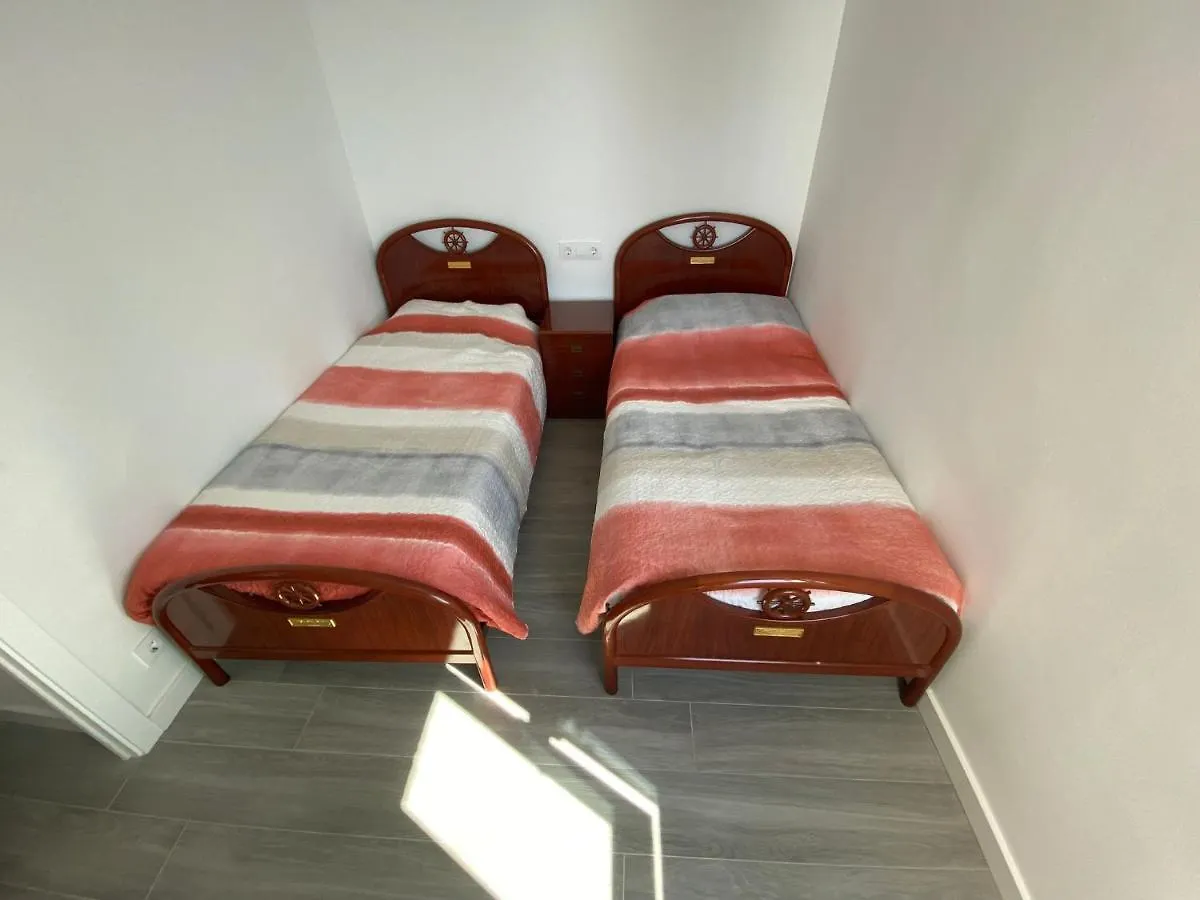 Appartement Vues Mer Proche Plage Roses 0*,
